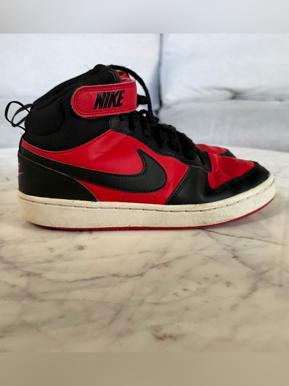 Nike Kids Red and Black High-Top Sneakers 4.5 Youth